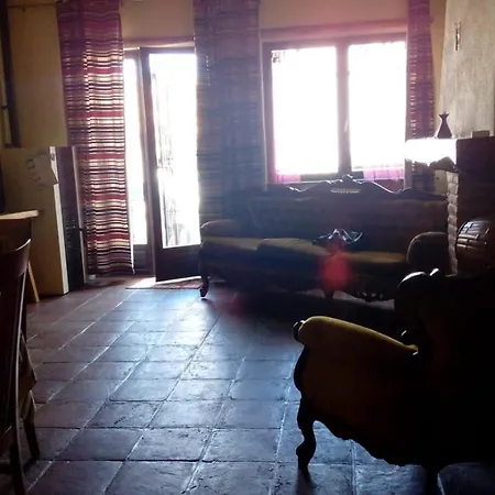 Domus Maria Pensión