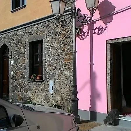 Гостевой дом Domus Maria Milis